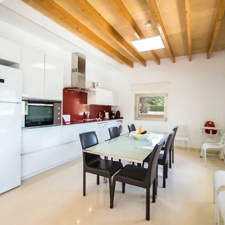 Son Perot By Interhome